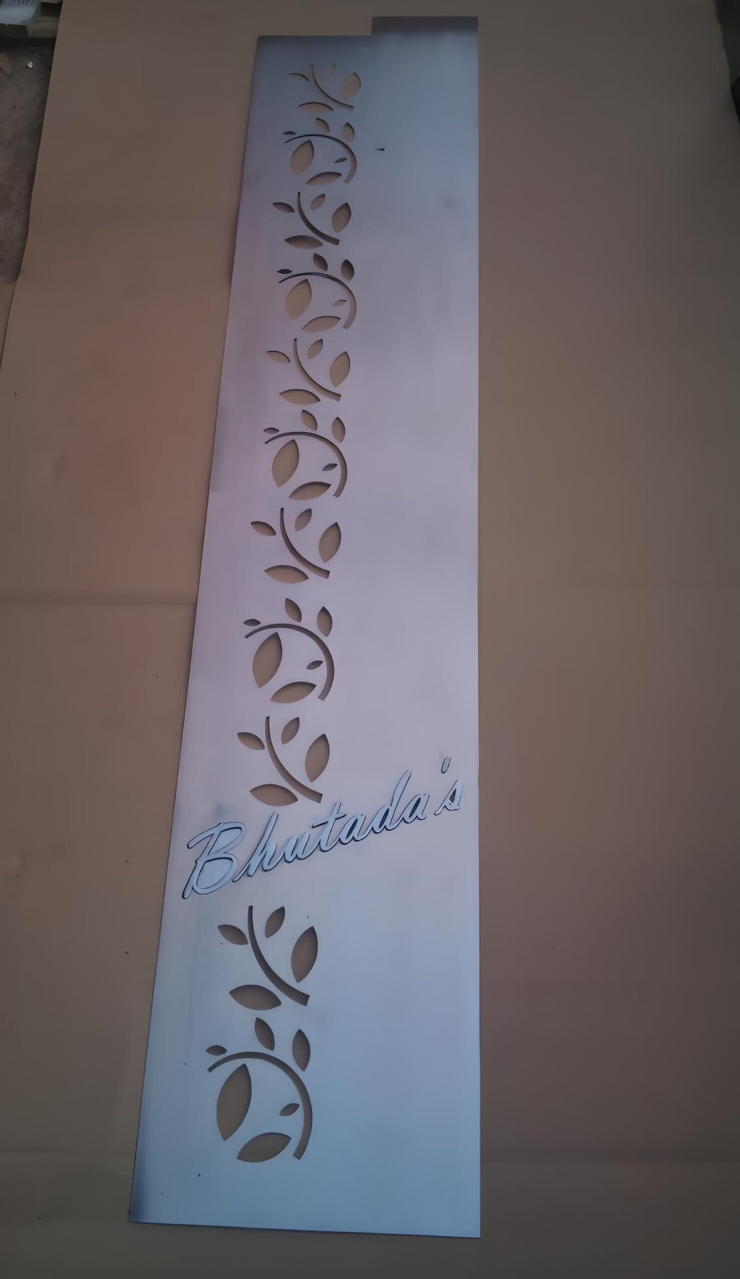 Tile Masters – metal cutting 6